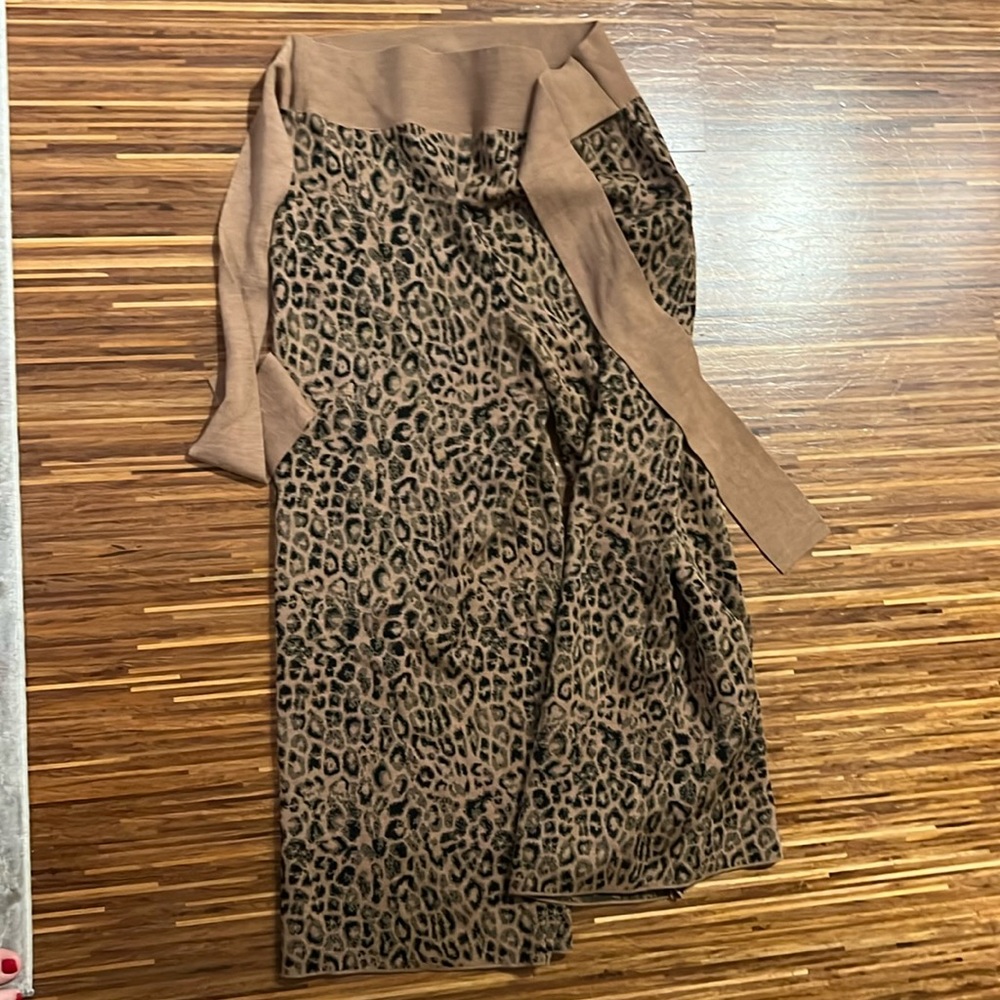 Moth by Anthropologie wide leg palazzo pants leopard like new size medium